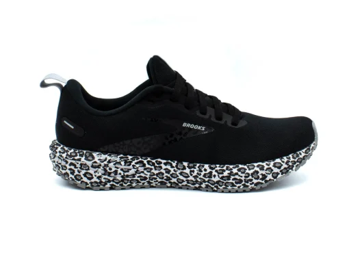 BROOKS Revel 6