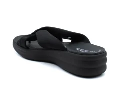 CLARKS Cloudsteppers Drift Ave