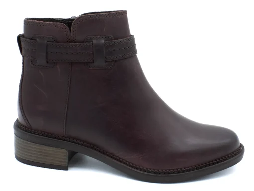 CLARKS Maye Ease