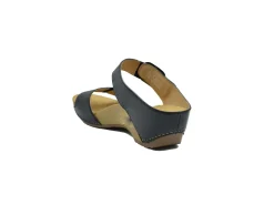 DANSKO Tanya