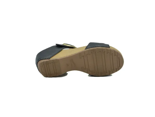 DANSKO Tanya