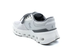 ON Cloudrunner 2