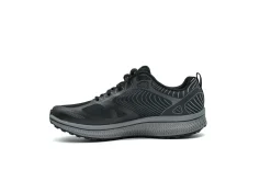 SKECHERS GORUN CONSISTENT - FLEET RUSH