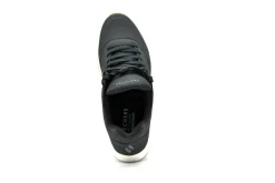 SKECHERS Uno Stand On Air