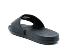 ADIDAS ADILETTE SHOWER SLIDES