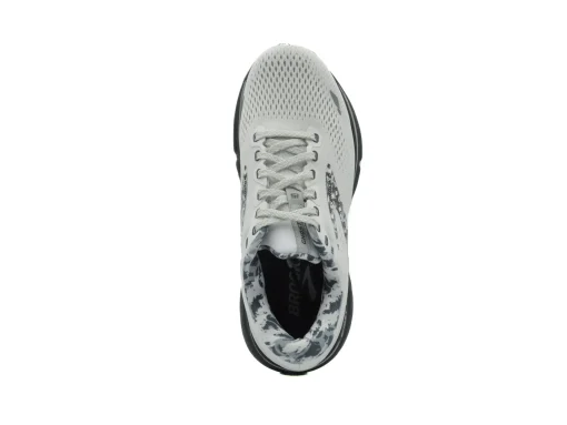 BROOKS Ghost 15