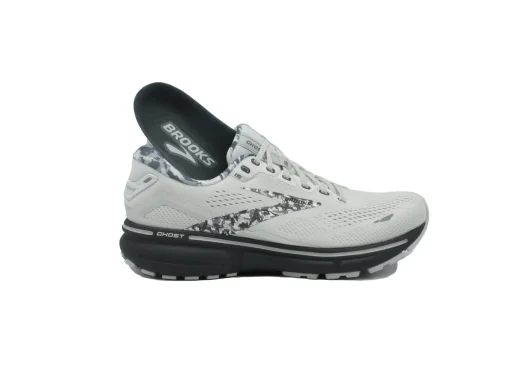BROOKS Ghost 15