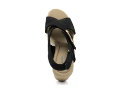 CLARKS GISELLE DOVE WEDGES