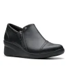 CLARKS Suttyn Zip