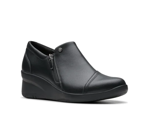 CLARKS Suttyn Zip
