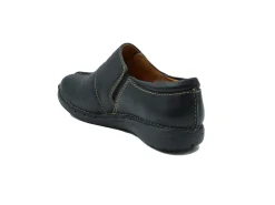CLARKS Un Loop Ave