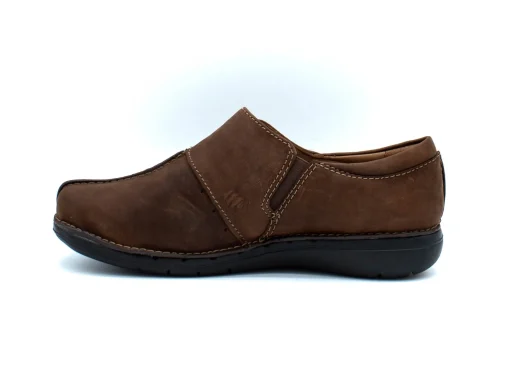 CLARKS  Un Loop Ave slip-on