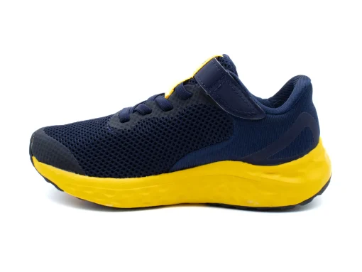 NEW BALANCE Arishi V4