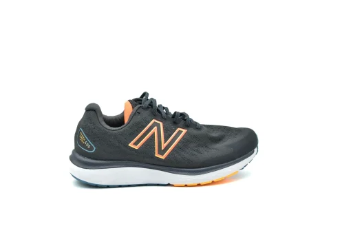 NEW BALANCE Freshfoam 680 V7
