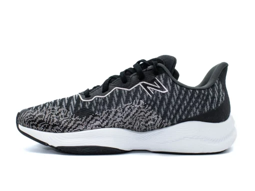 NEW BALANCE FuelCell Shift TR v2