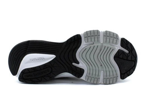 NEW BALANCE 990v6