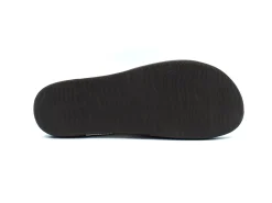 REEF Cushion Court
