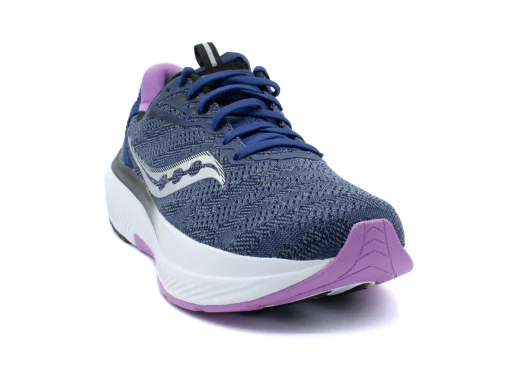 SAUCONY ECHELON 9