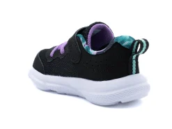 UNDER ARMOUR ASSERT 10