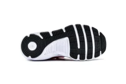 UNDER ARMOUR Assert 9 AC