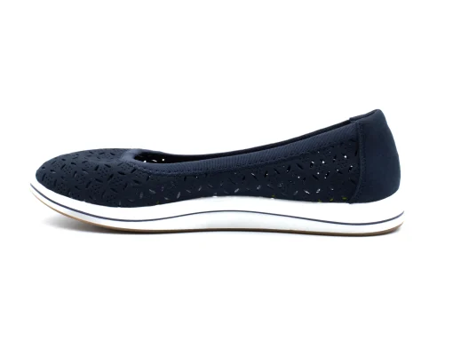 CLARKS BREEZE ROAM