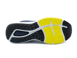 NEW BALANCE 680V7
