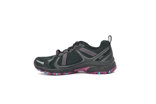 SKECHERS Hillcrest - Vast Adventure
